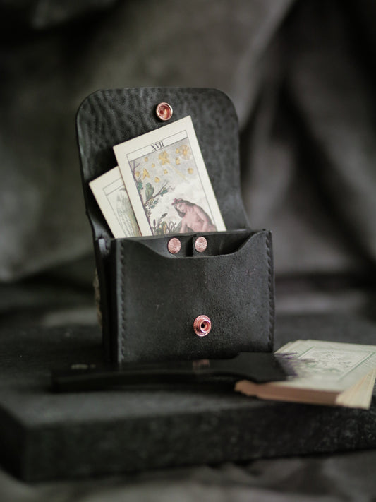 Hermann 003 - leathercraft mit kater