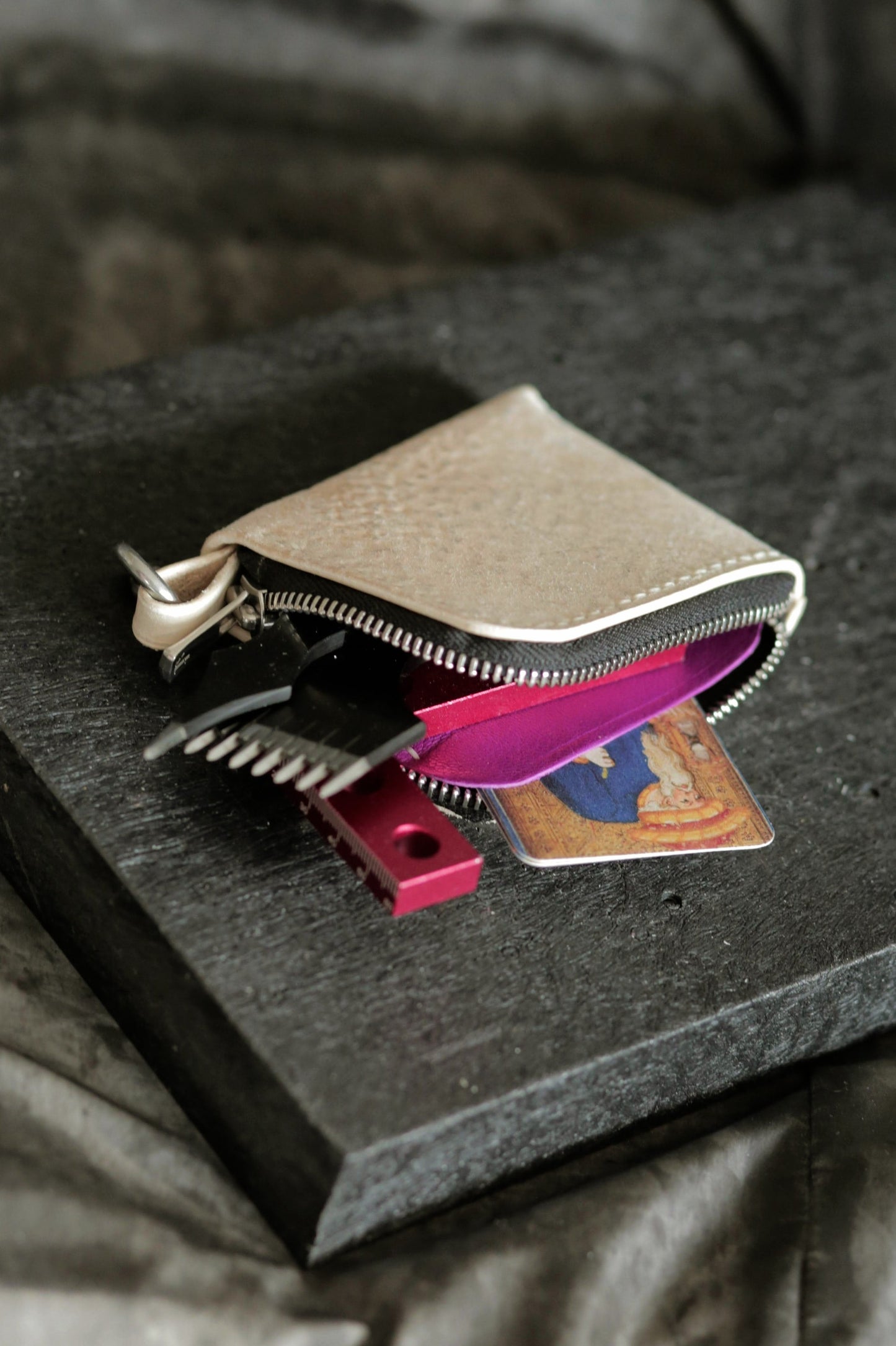 Herrfurth 001 (dirty white) - leathercraft mit kater