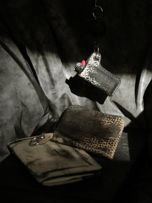 Object-stained coating (toko-grunge) - leathercraft mit kater