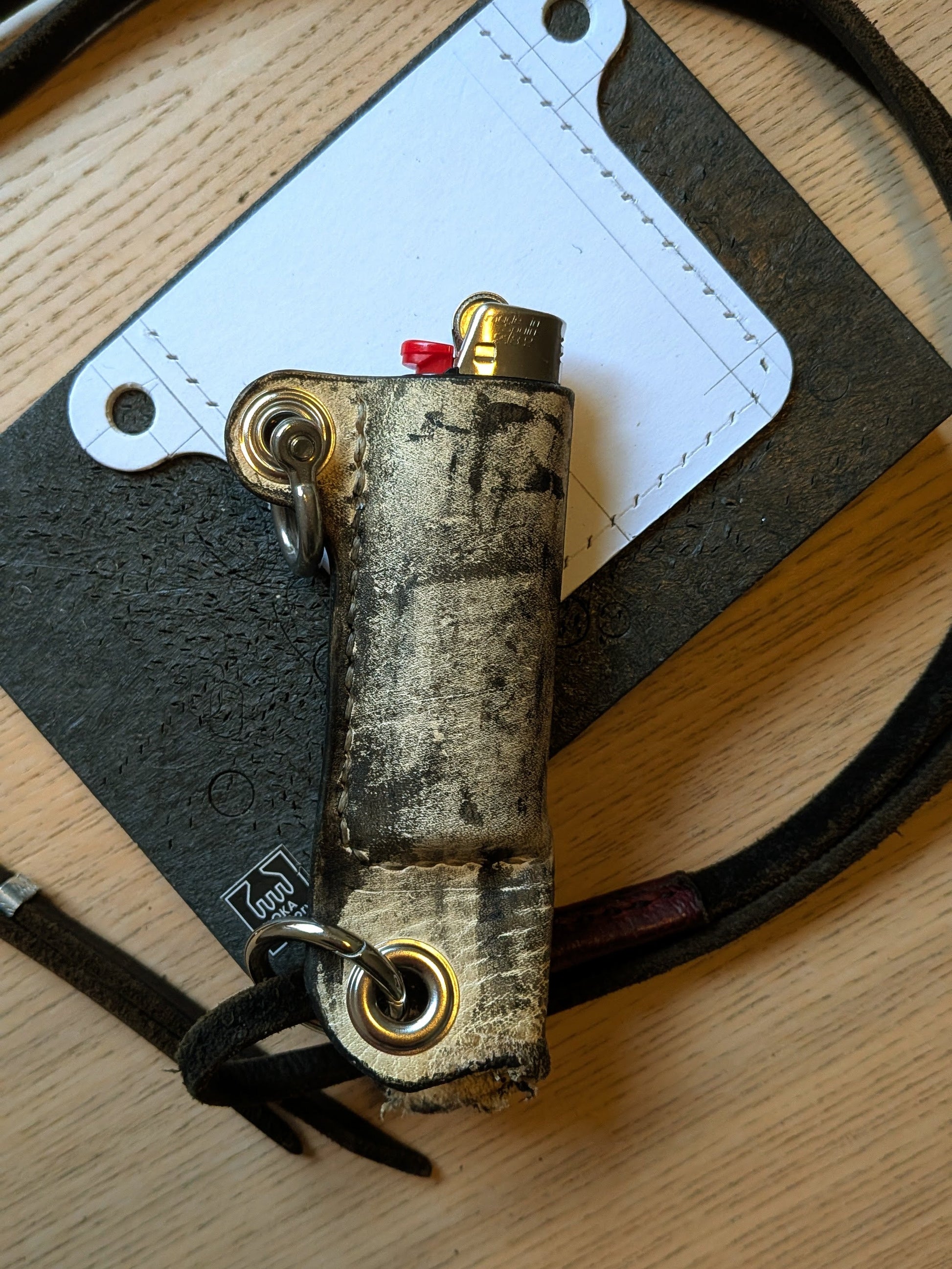 Siegfried X (lighter with a case) - leathercraft mit kater