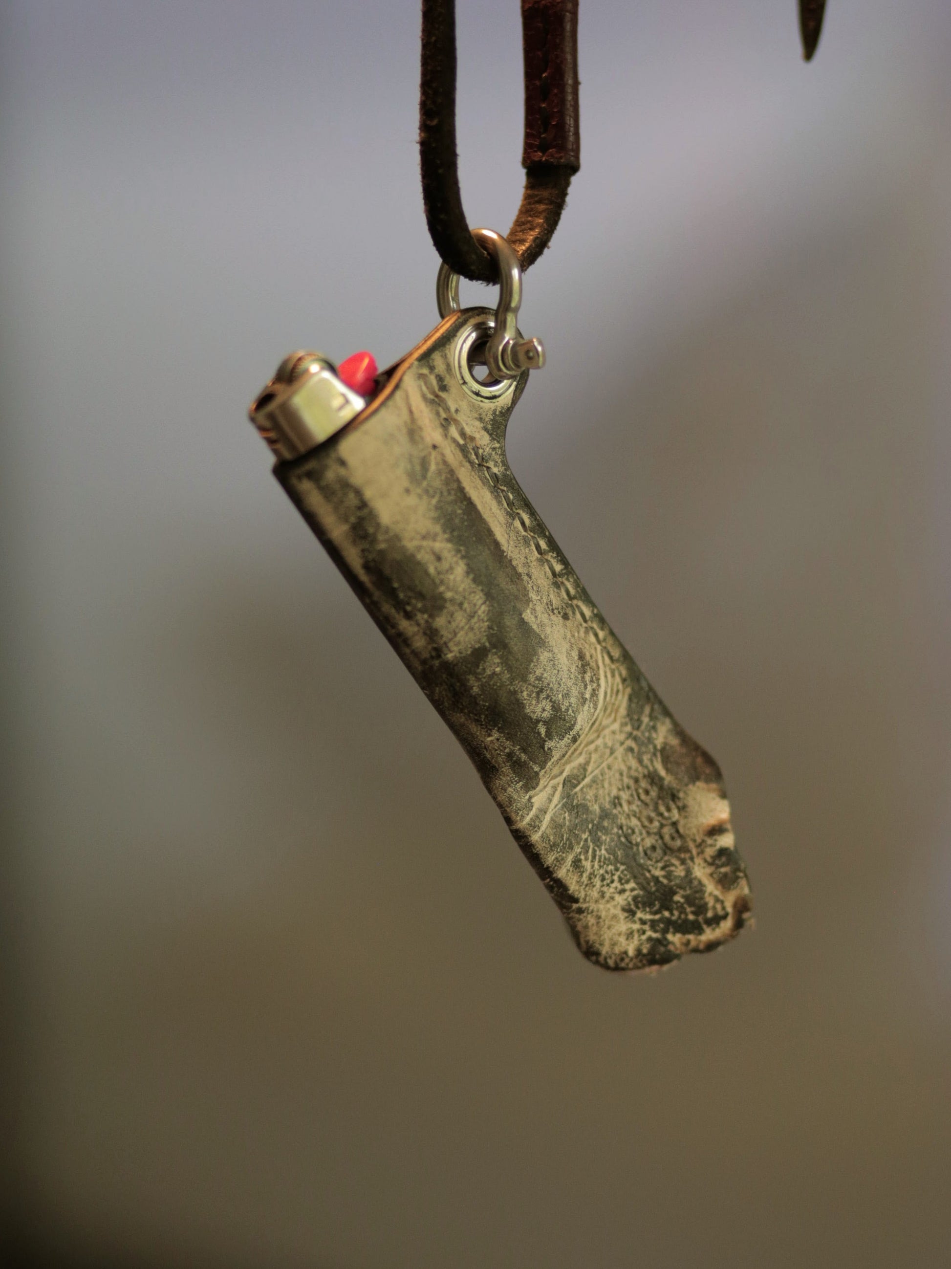 Siegfried X (lighter with a case) - leathercraft mit kater